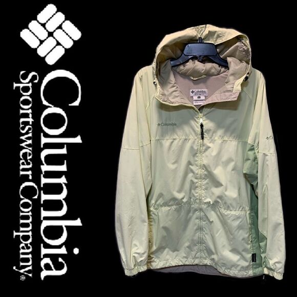 Columbia Jackets & Blazers - Columbia Packable 2Tone mint Green Women’s LightweightWindbreaker Si…